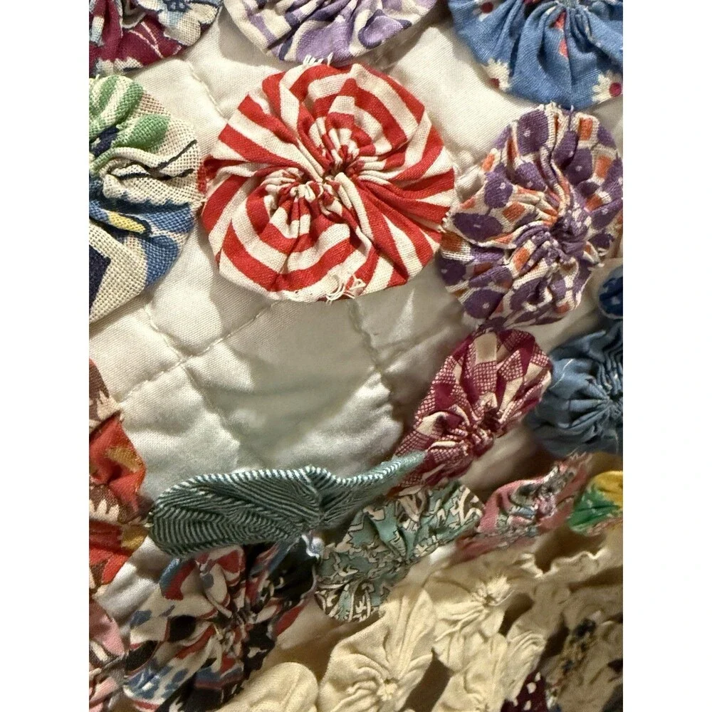 Antique Yo Yo Quilt Diamond Pattern Large Queen/small King 92” X 96” Scalloped